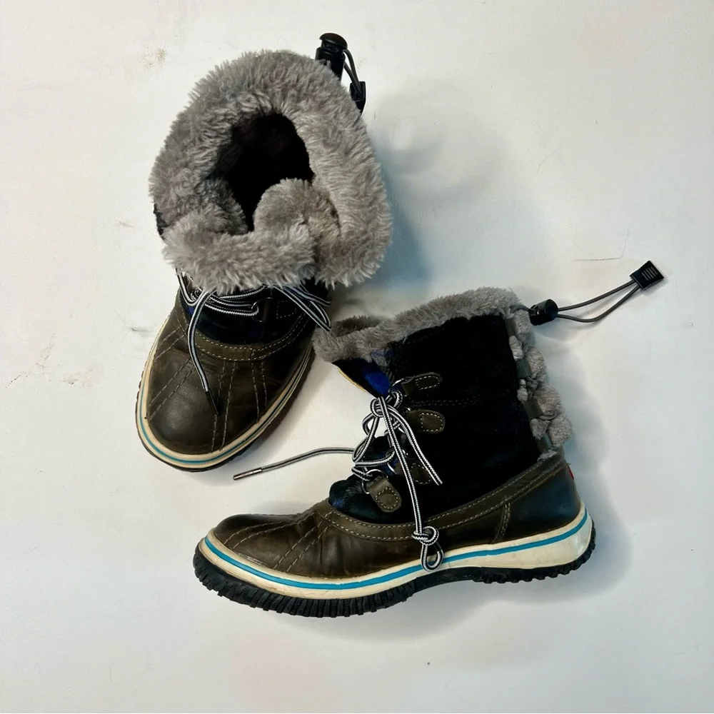 Pajar Canada Iceberg waterproof leather ankle boot